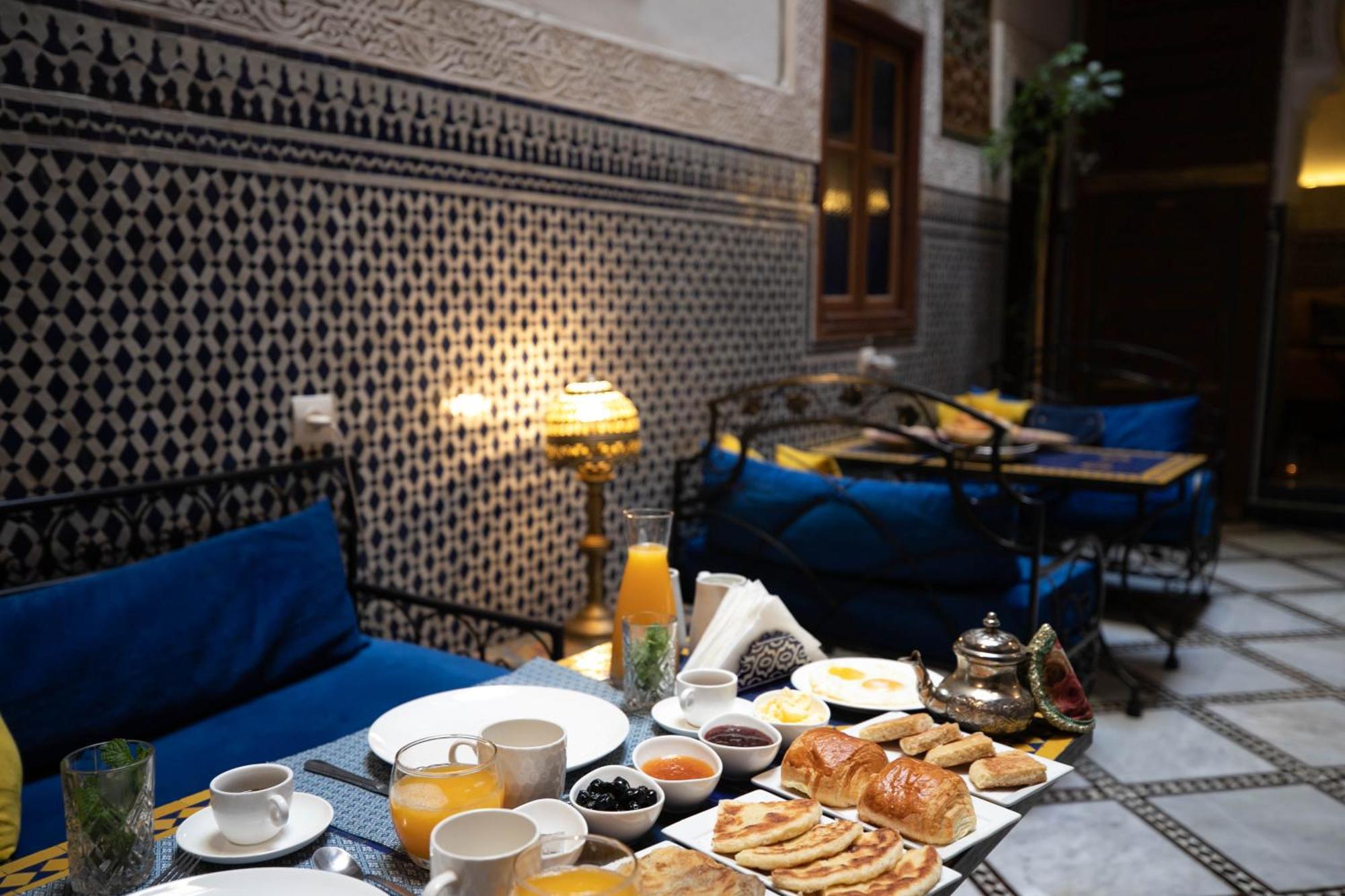 Riad Dar Omar Fes Luaran gambar