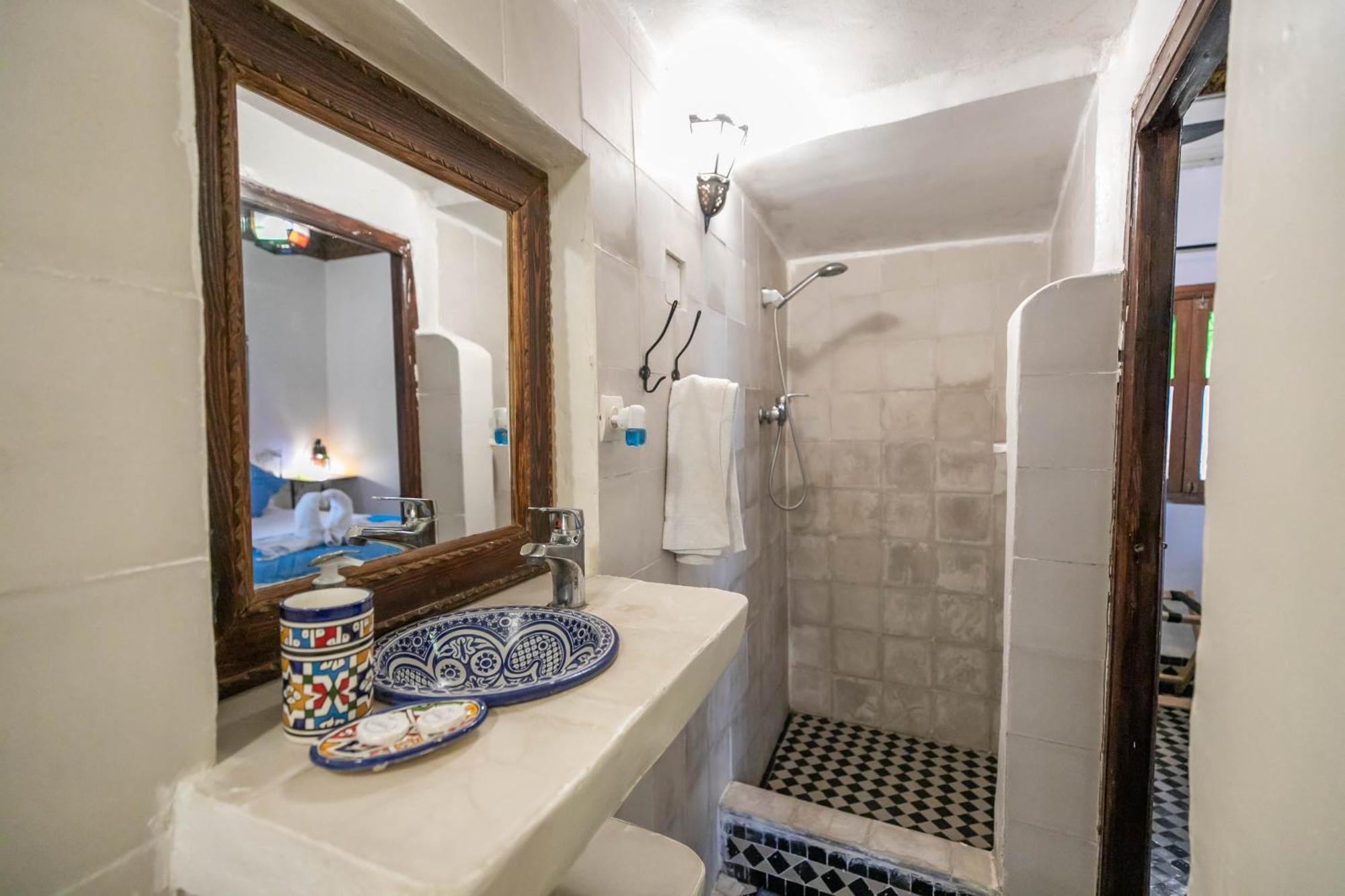 Riad Dar Omar Fes Luaran gambar
